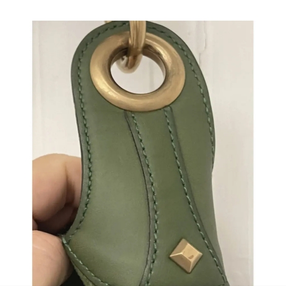 Gucci Olive Suede Shoulder Bag with GG Detail and Gold Hardware VINTAGE JACKIE - Picture 3 of 16